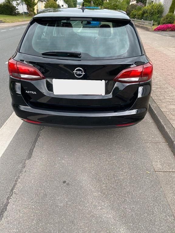 Gebraucht Opel Astra Dynamic 136 PS (100 kW) 2019 Schwarz Kombi