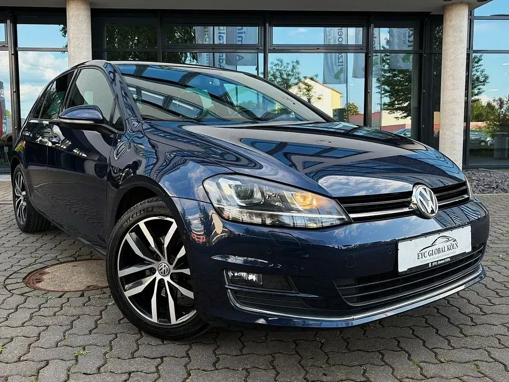 Gebraucht VW Golf VII Highline 150 PS (110 kW) 2016 Night blue Limousine