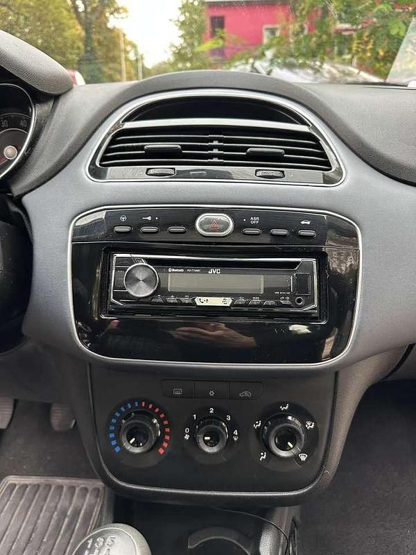 Gebraucht Fiat Punto Active 77 PS (56 kW) 2011 Kleinwagen