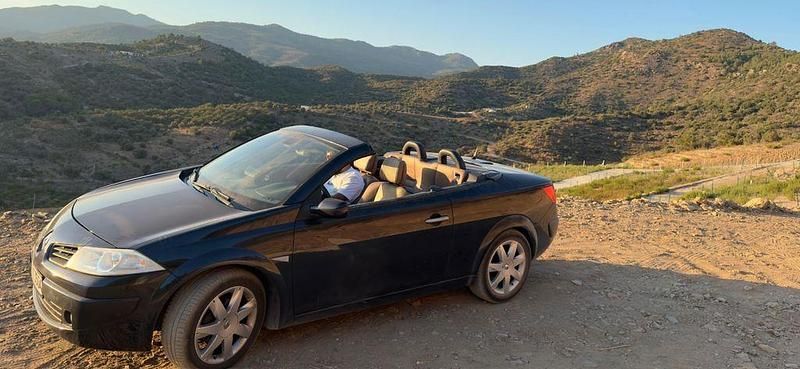 Blau Gebraucht 2007 Renault Mégane Cabriolet Dynamique Cabrio | 3.450 € (Etwas zu teuer) - Bild 1/4