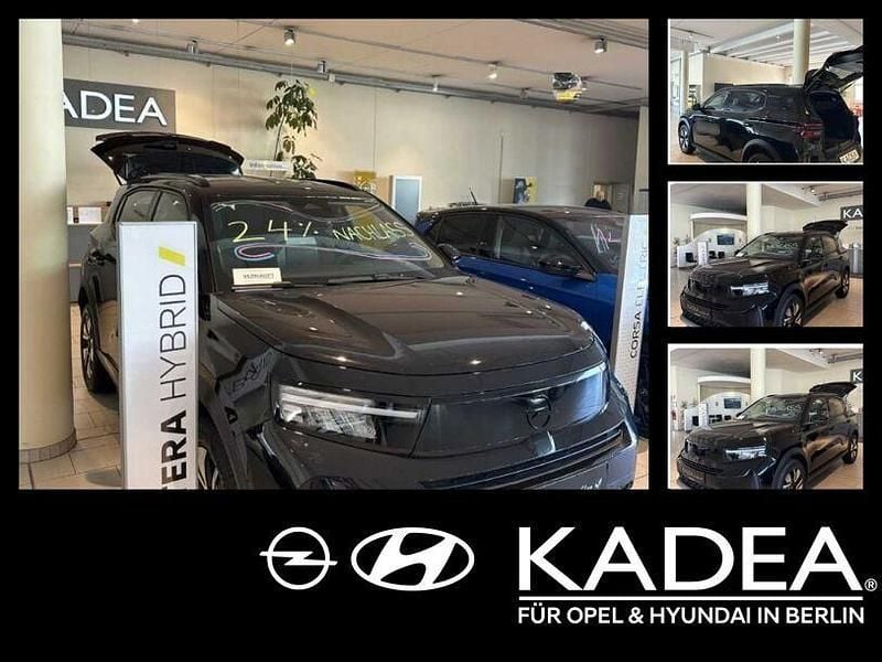 Neu Opel Frontera 146 PS (107 kW) 2025 Lackierung schwarz perla nera/ SUV