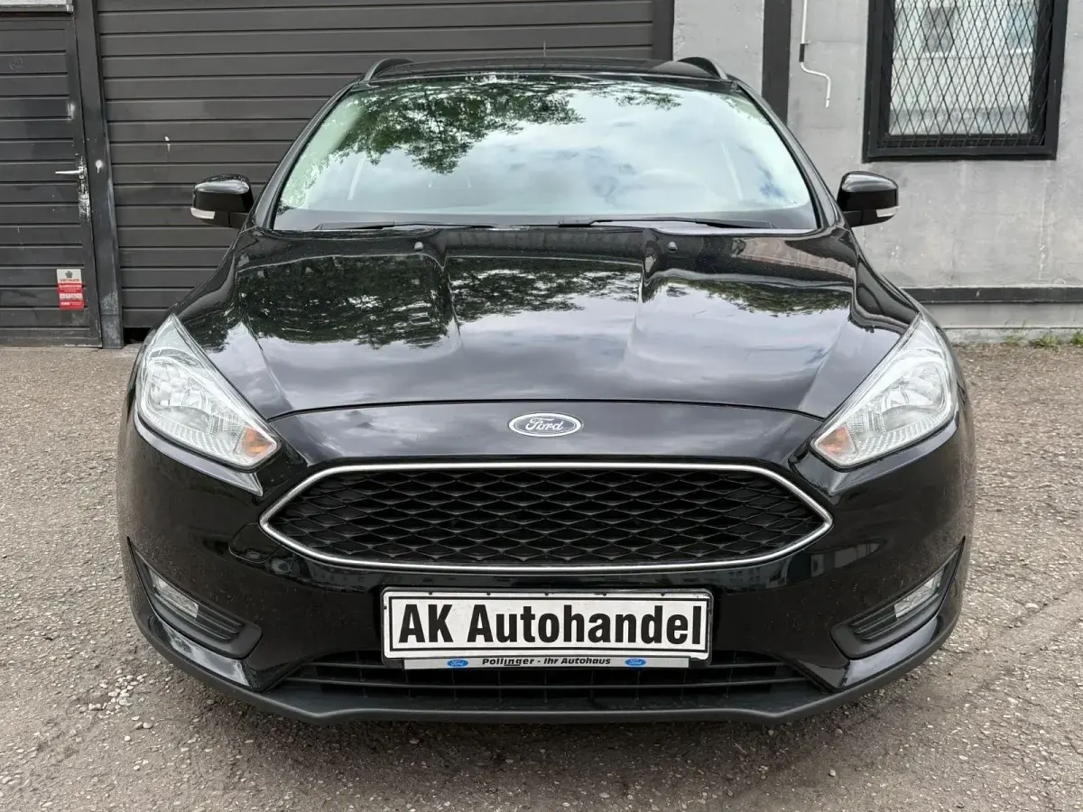 Gebraucht Ford Focus Business Edition 125 PS (91 kW) 2018 Schwarz Kombi