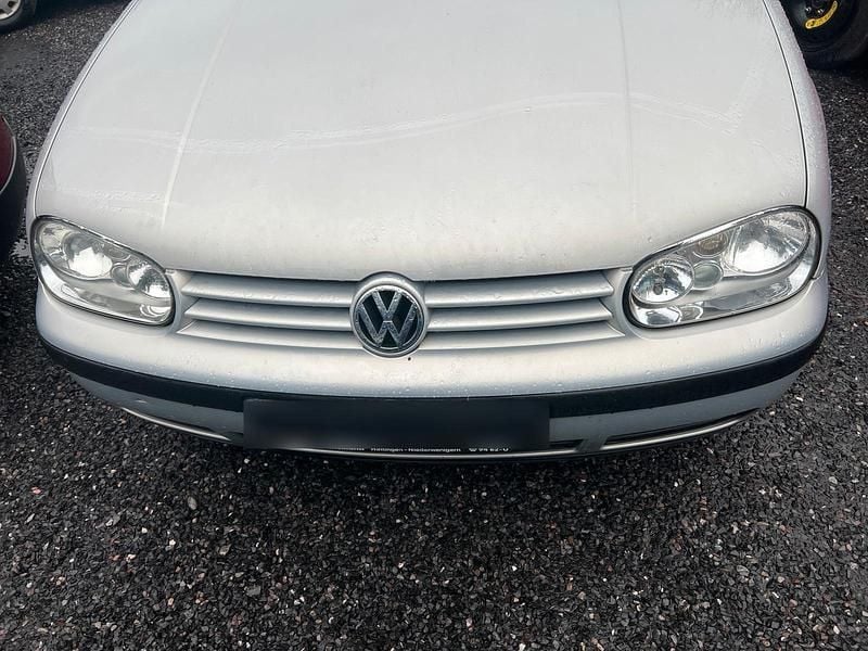 Gebraucht VW Golf IV 1998 Silber Kleinwagen