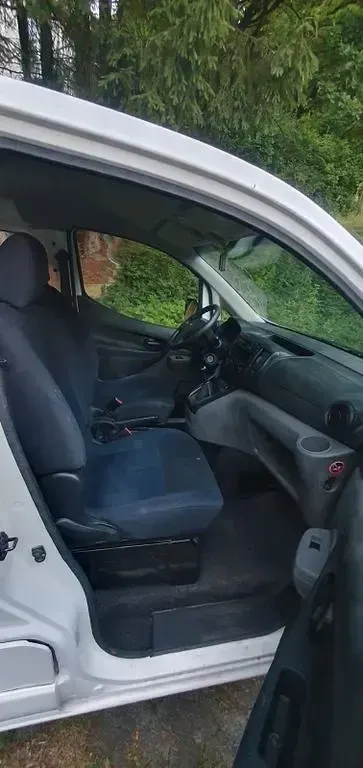 Gebraucht Nissan NV200 90 PS (66 kW) 2012 Weiß Van / Kleinbus