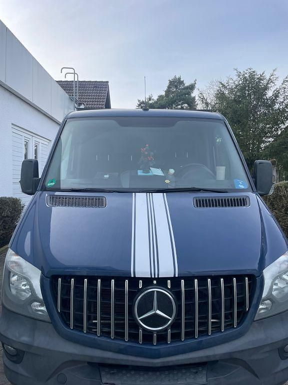 Blau Gebraucht 2017 Mercedes 316 Van | 15.500 € (Superpreis) - Bild 1/4