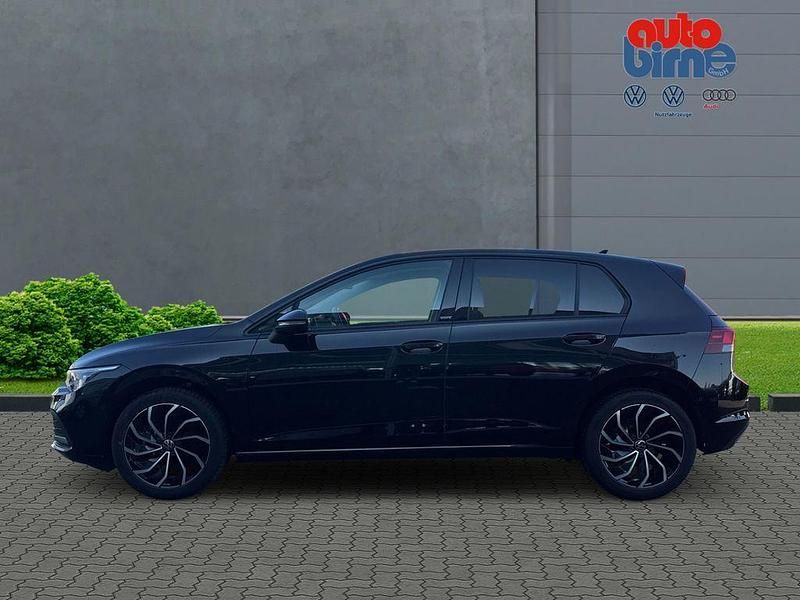 Gebraucht VW Golf VIII Move 131 PS (96 kW) 2023 Schwarz Limousine