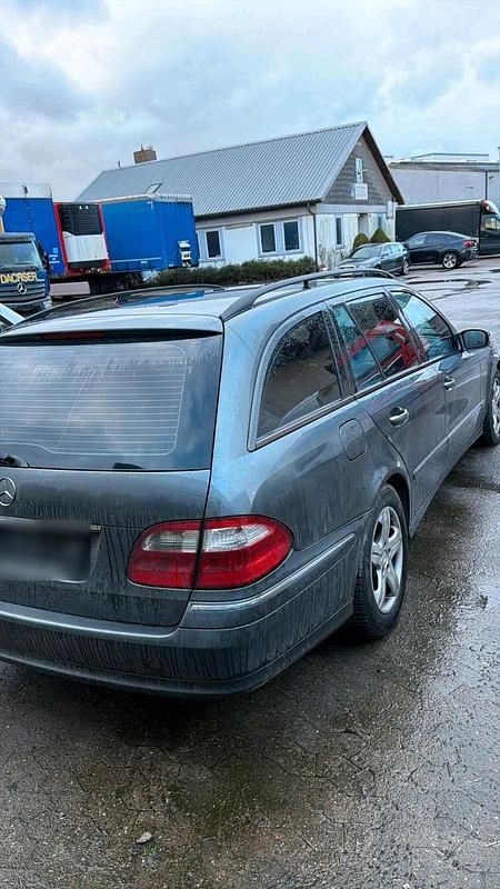 Gebraucht Mercedes E280 190 PS (139 kW) 2005 Grau Kombi