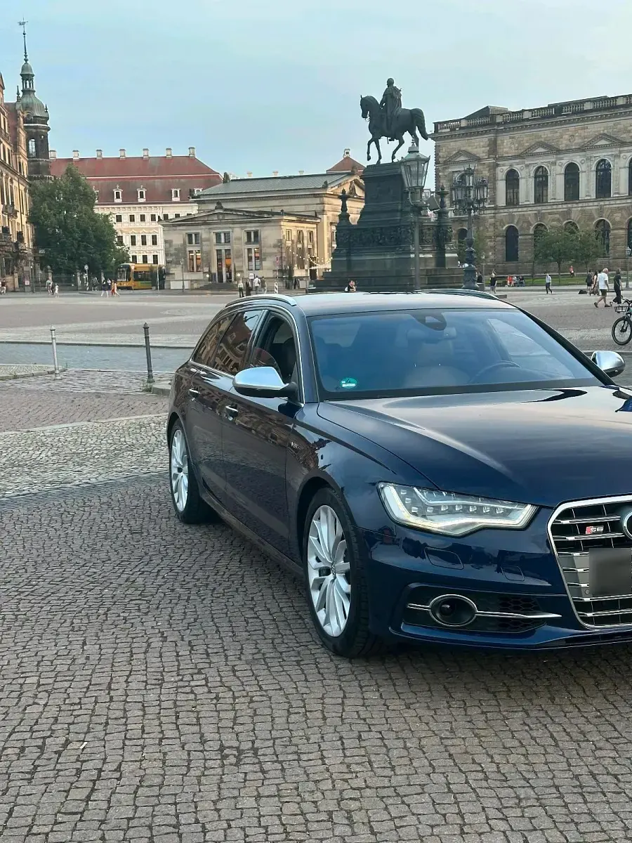 Gebraucht Audi S6 Comfort 420 PS (308 kW) 2012 Blau Kombi