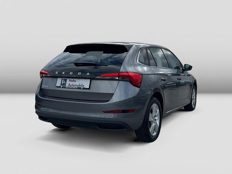 Gebraucht Skoda Scala Style 150 PS (110 kW) 2023 Graphitegrau metallic Kleinwagen