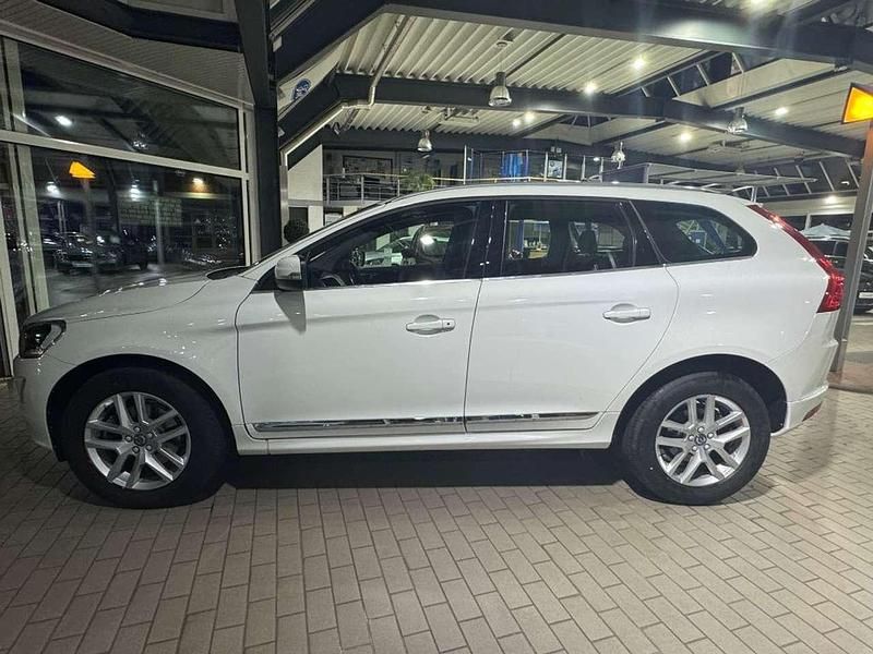 Gebraucht Volvo XC60 Summum 190 PS (139 kW) 2017 Weiß SUV