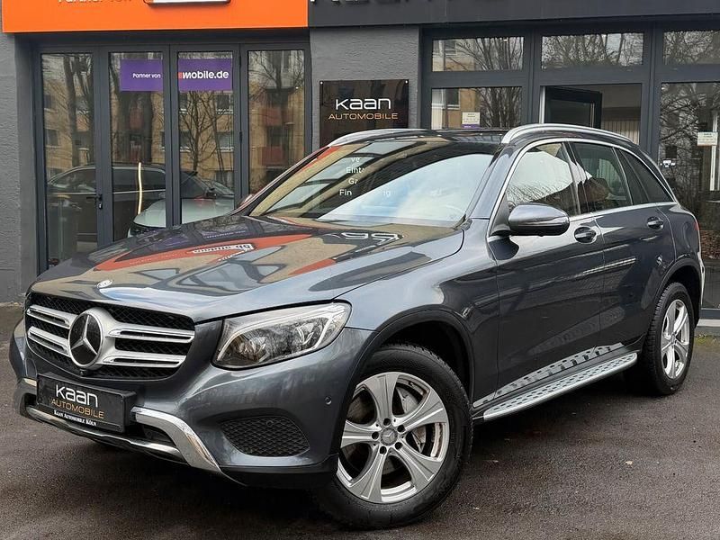 Gebraucht Mercedes GLC250 204 PS (150 kW) 2015 Tenoritgrau  metalliclack SUV