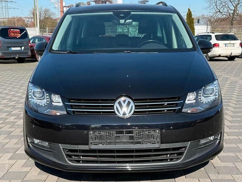 Gebraucht VW Sharan Comfortline 150 PS (110 kW) 2017 Van / Kleinbus