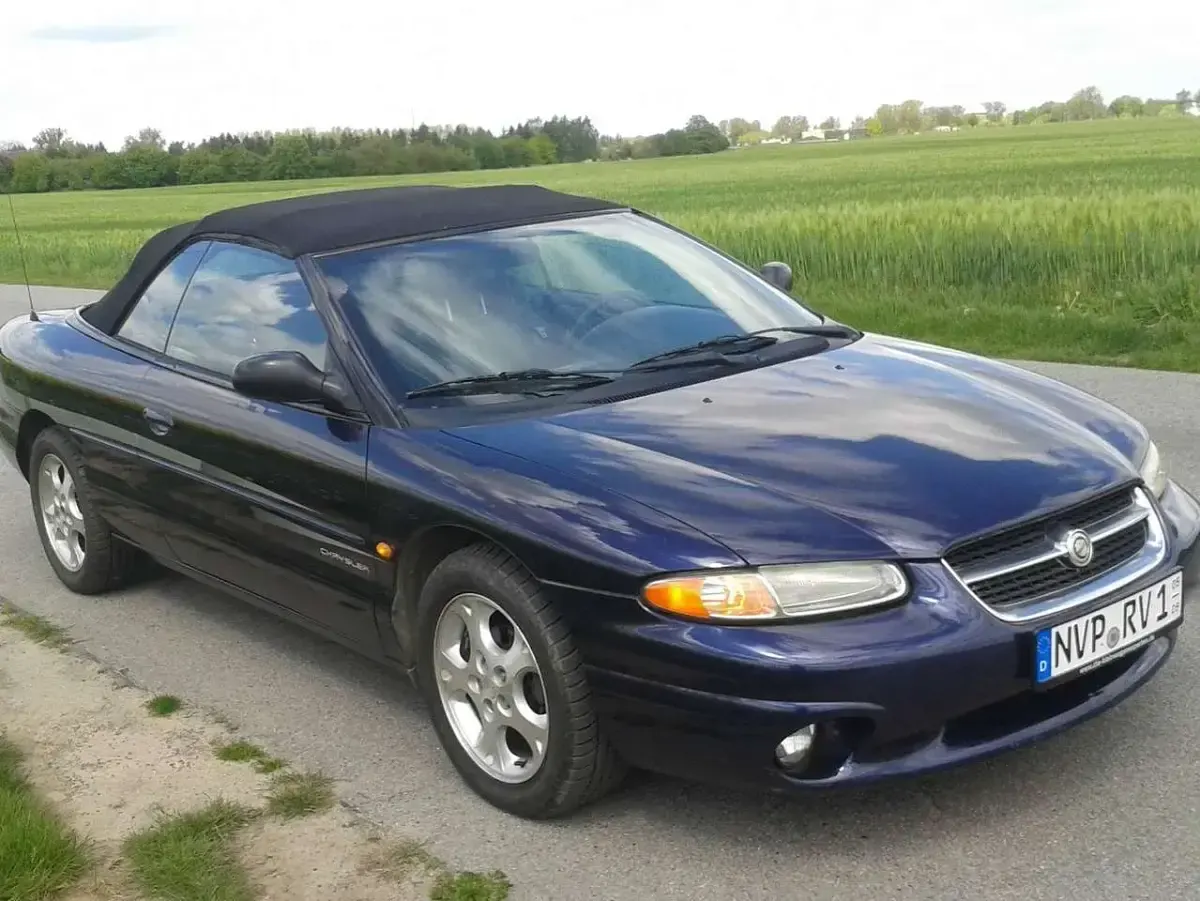 Occasion Chrysler Stratus 163 ch (119 kW) 1998 Bleue Cabriolet