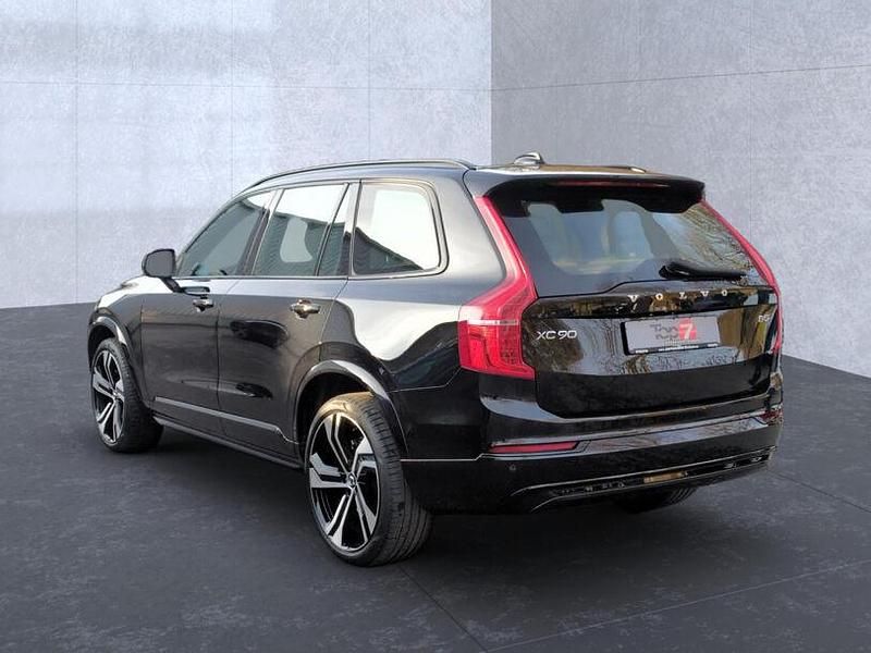 Gebraucht Volvo XC90 Ultimate 235 PS (172 kW) 2022 Onyx black (metallic) SUV