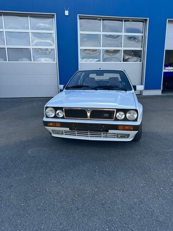 Gebraucht Lancia Delta 196 PS (144 kW) 1989 Weiß Kleinwagen