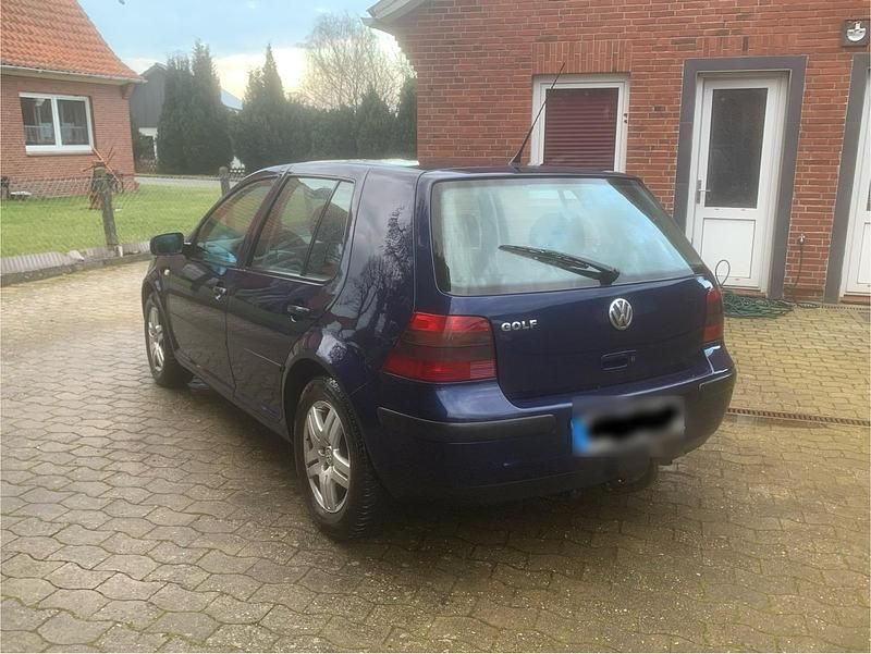 Gebraucht VW Golf IV 72 PS (52 kW) 2002 Blau Kleinwagen