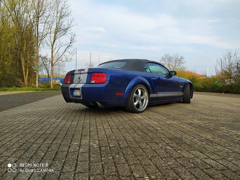 Gebraucht Ford Mustang 430 PS (316 kW) 2008 Blau Cabrio