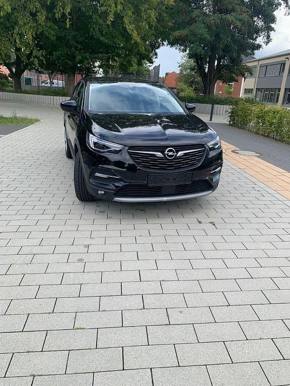 Schwarz Gebraucht 2018 Opel Grandland X Dynamic SUV | 13.700 € (Fairer Preis) - Bild 1/4