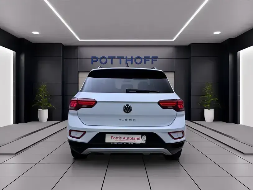 Gebraucht VW T-Roc Goal 116 PS (85 kW) 2025 Pure white SUV