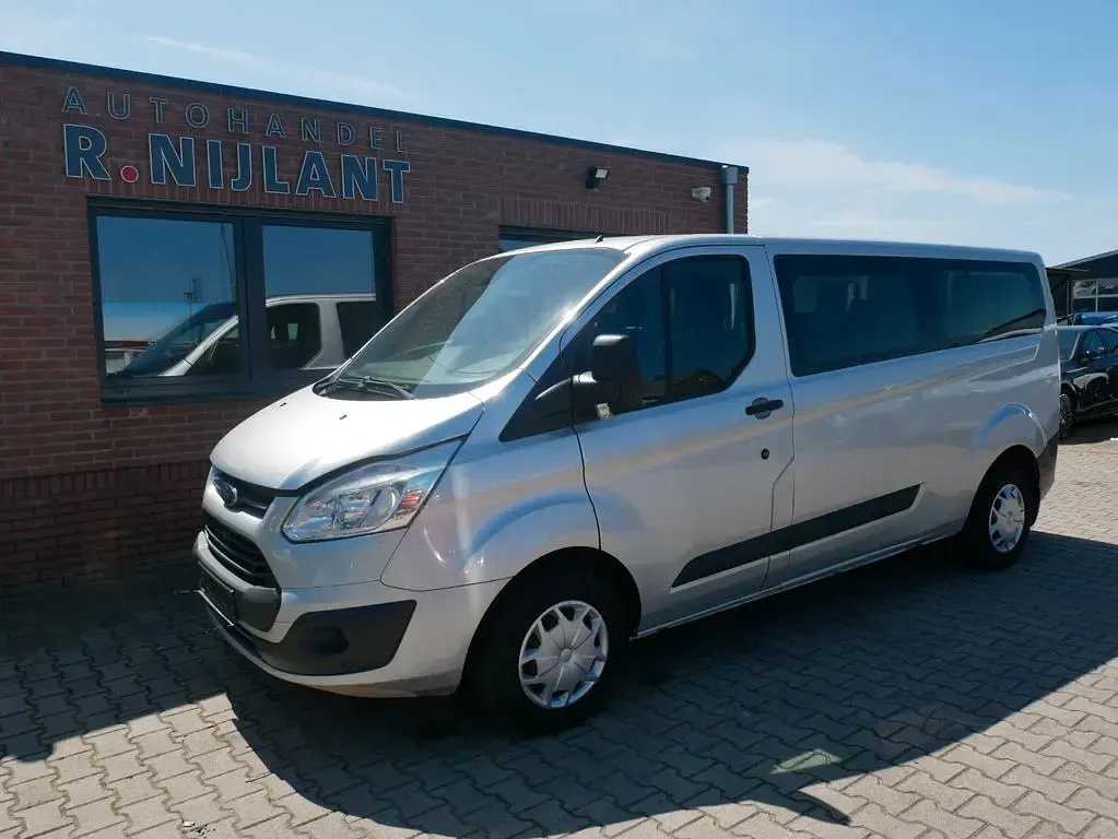 Gebraucht Ford Transit Custom 131 PS (96 kW) 2016 Silber Van