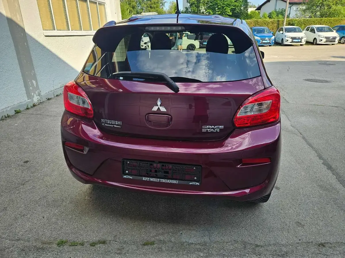 Gebraucht Mitsubishi Space Star Edition 80 PS (58 kW) 2018 Bordeauxrot (p) Kleinwagen