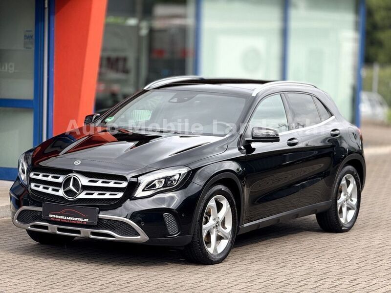 Schwarz Gebraucht 2019 Mercedes GLA200 SUV | 21.999 € (Superpreis) - Bild 1/4