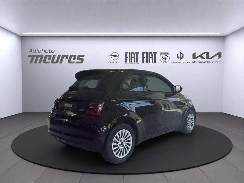 Neu Fiat 500e Red 69 kW (95 PS) 2025 Schwarz Kleinwagen