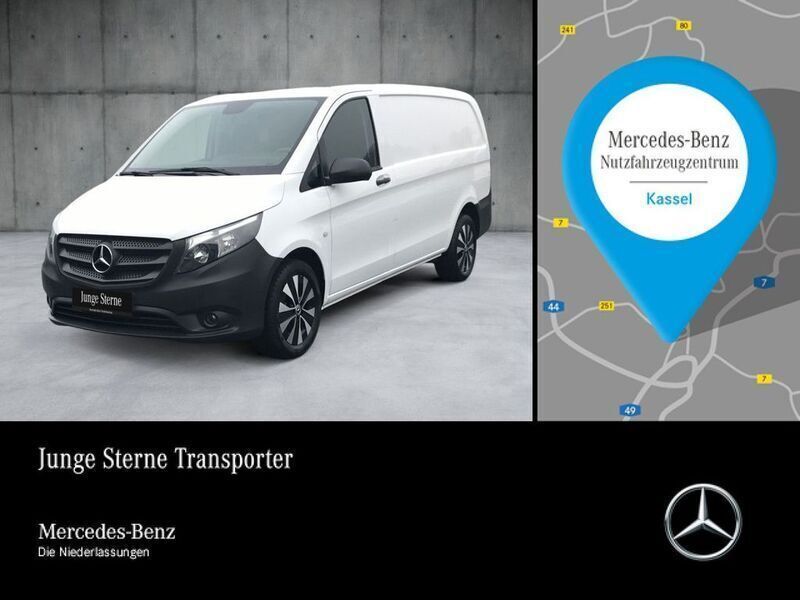 Weiß Gebraucht 2021 Mercedes Vito Van / Kleinbus | 21.277 € - Bild 1/4
