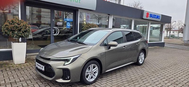 Gebraucht Suzuki Swace Comfort+ 140 PS (102 kW) 2025 Gold Kombi