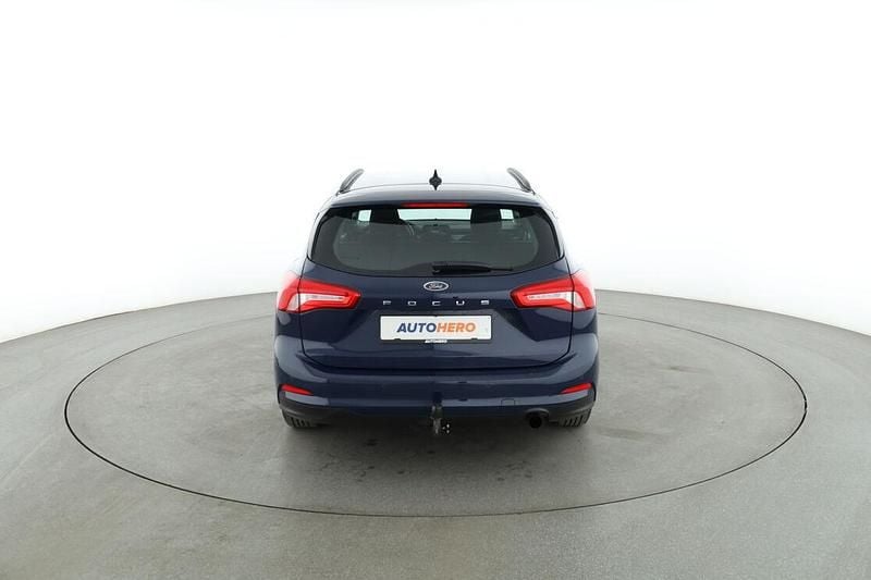 Gebraucht Ford Focus Trend 125 PS (91 kW) 2020 Blau Kombi