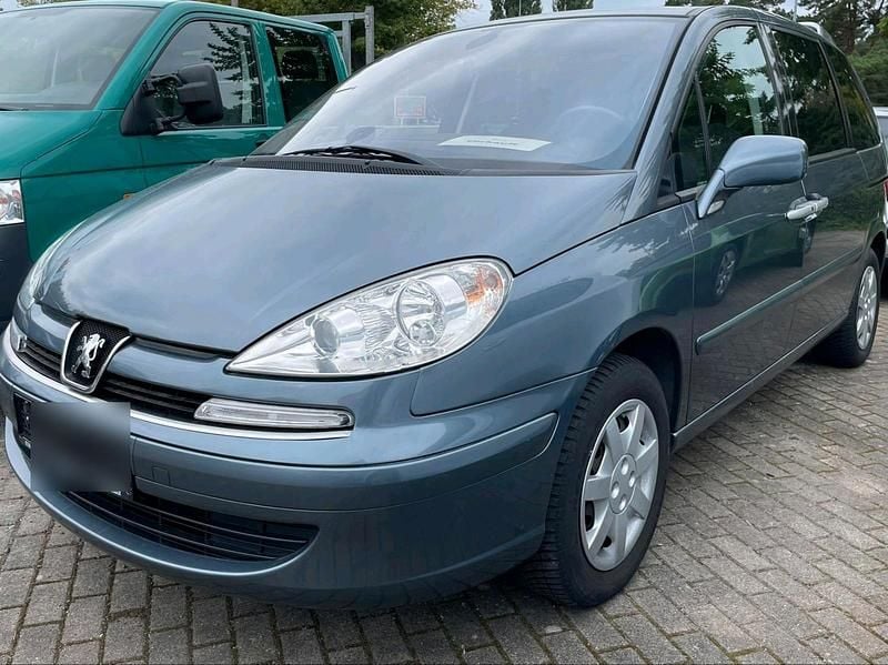 Gebraucht Peugeot 807 140 PS (102 kW) 2008 Grau Van / Kleinbus