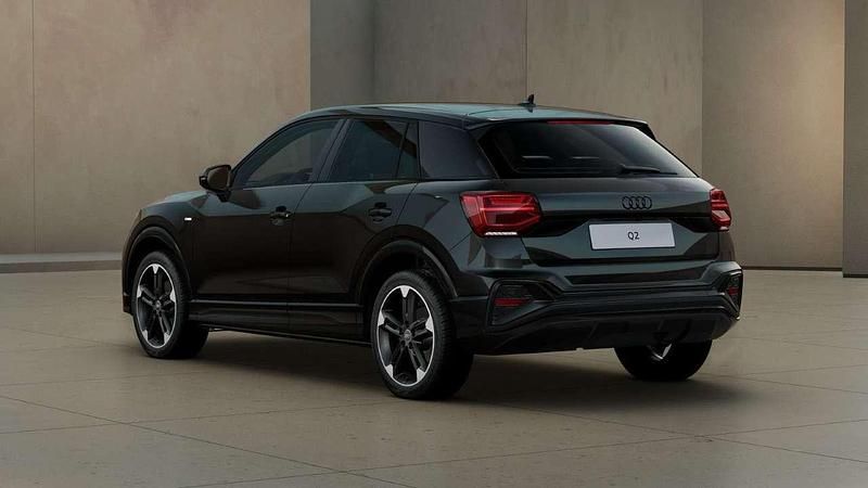 Neu Audi Q2 S-Line 150 PS (110 kW) 2026 Mythosschwarz metallic SUV