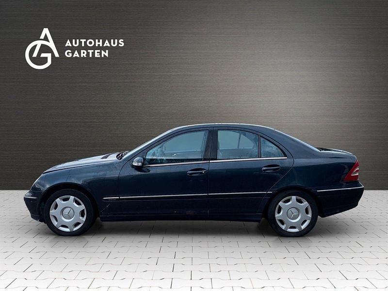 Gebraucht Mercedes C200 Avantgarde 163 PS (119 kW) 2002 Blau Limousine