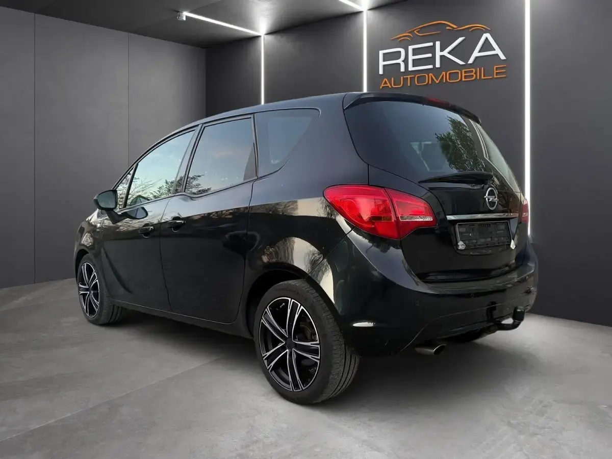 Gebraucht Opel Meriva drive 140 PS (102 kW) 2016 Schwarz Van / Kleinbus