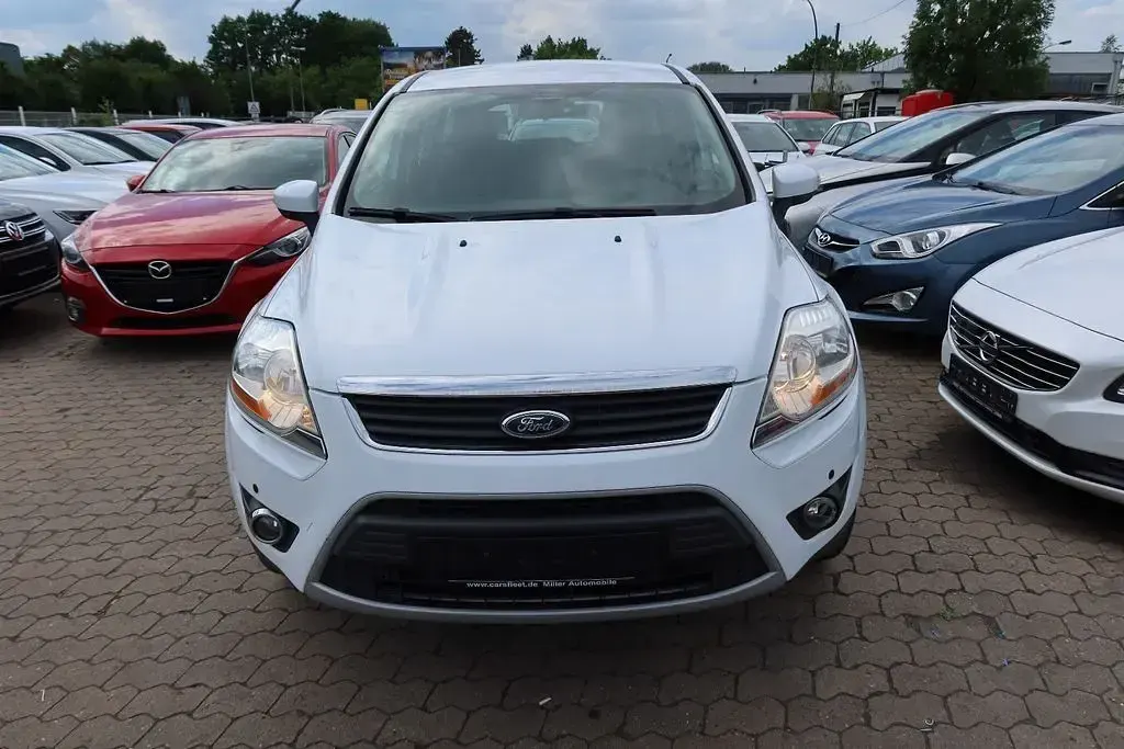 Gebraucht Ford Kuga Champions Edition 140 PS (102 kW) 2012 Weiß SUV