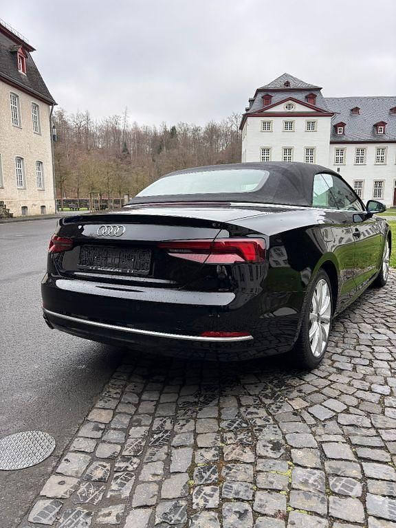 Gebraucht Audi A5 Cabriolet Design 150 PS (110 kW) 2017 Schwarz Cabrio