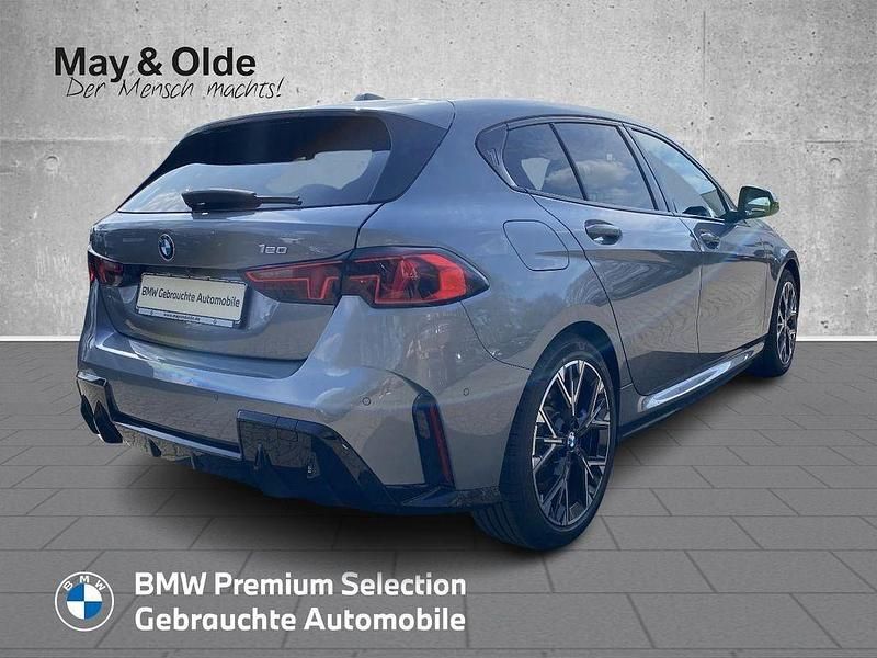 Gebraucht BMW 120 Performance 170 PS (125 kW) 2025 Grau Kleinwagen