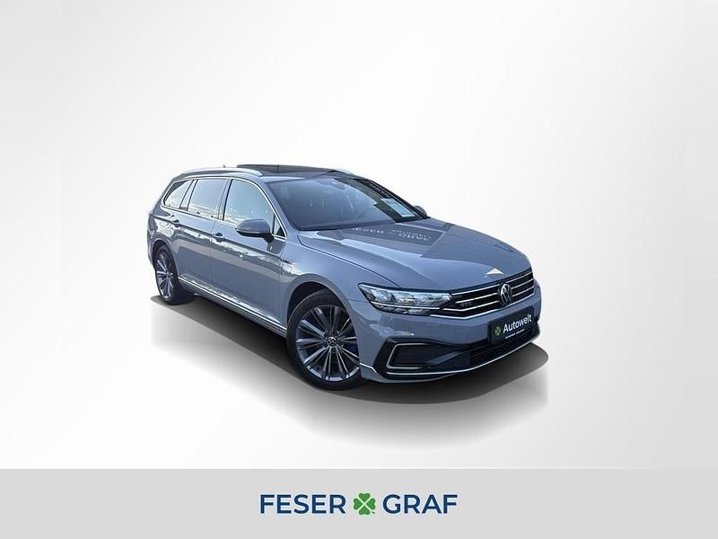 Gebraucht VW Passat GTE 218 PS (160 kW) 2022 Mondsteingrau Kombi