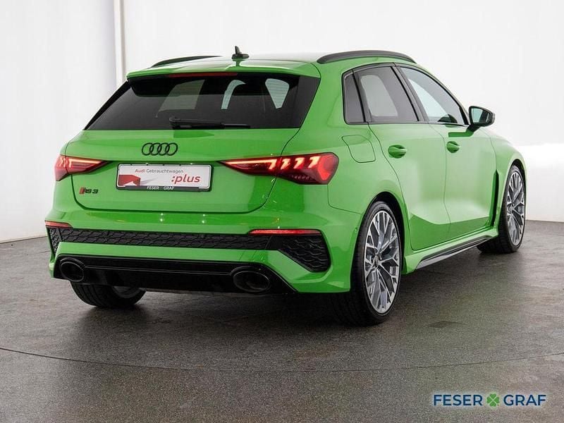 Gebraucht Audi RS3 Ambiente 400 PS (294 kW) 2023 Kyalamigrün Limousine