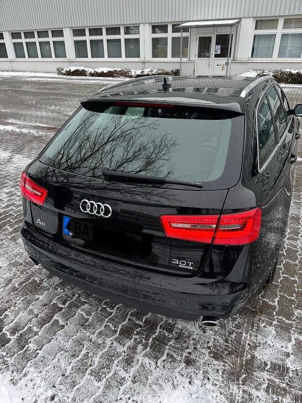 Gebraucht Audi A6 204 PS (150 kW) 2011 Schwarz Kombi