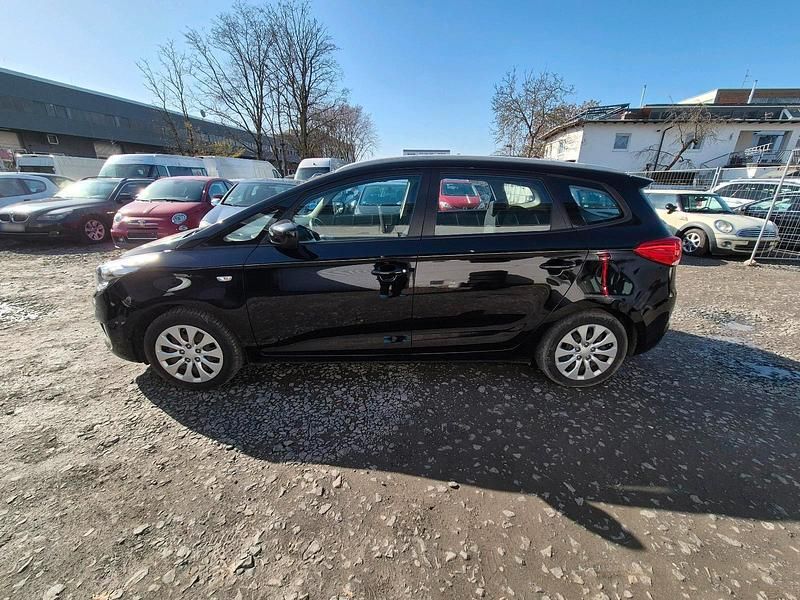 Gebraucht Kia Carens 135 PS (99 kW) 2016 Schwarz Van / Kleinbus