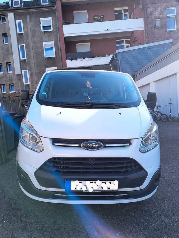 Weiß Gebraucht 2017 Ford Transit Custom Van / Kleinbus | 16.800 € (Guter Preis) - Bild 1/4