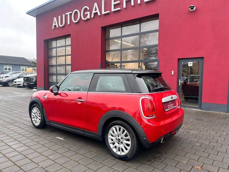 Gebraucht Mini Cooper Chili 136 PS (100 kW) 2015 Rot Kleinwagen