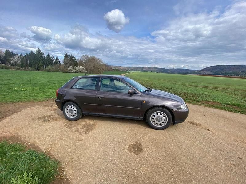 Usata Audi A3 101 CV (74 kW) 2000 Marrone Utilitaria