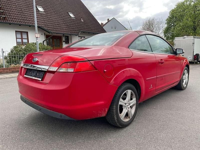 Gebraucht Ford Focus Cabriolet 101 PS (74 kW) 2007 Rot Cabrio