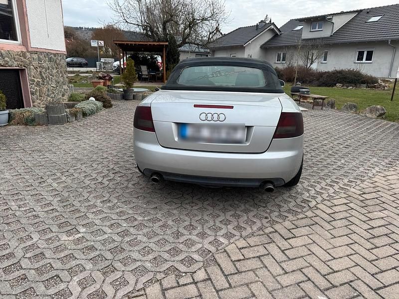Gebraucht Audi A4 Cabriolet 220 PS (161 kW) 2003 Silber Cabrio