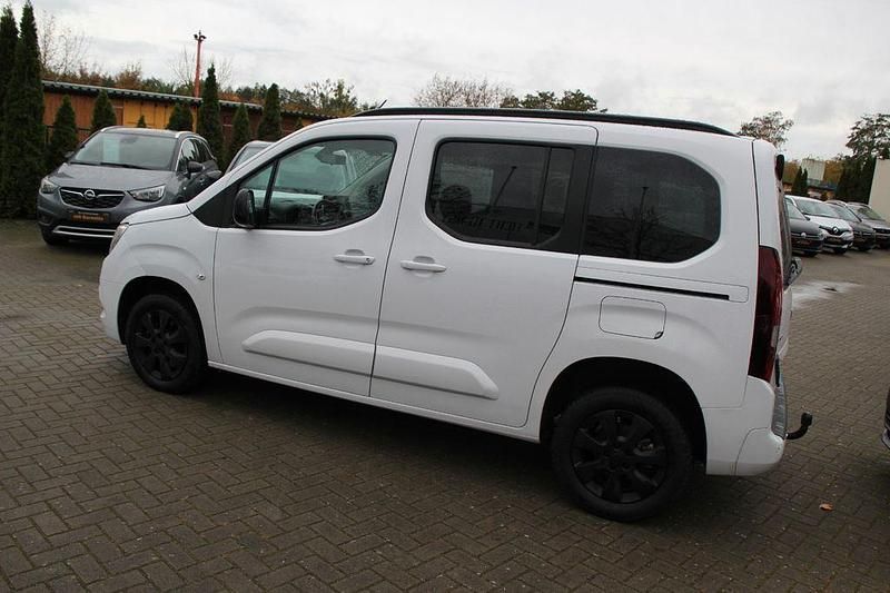 Gebraucht Opel Combo Life Ultimate 131 PS (96 kW) 2023 Weiß SUV