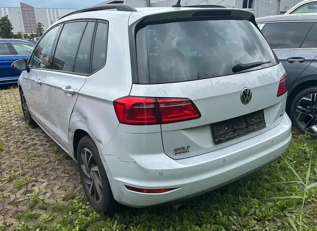 Gebraucht VW Golf VII Sound 110 PS (80 kW) 2017 Silber Limousine