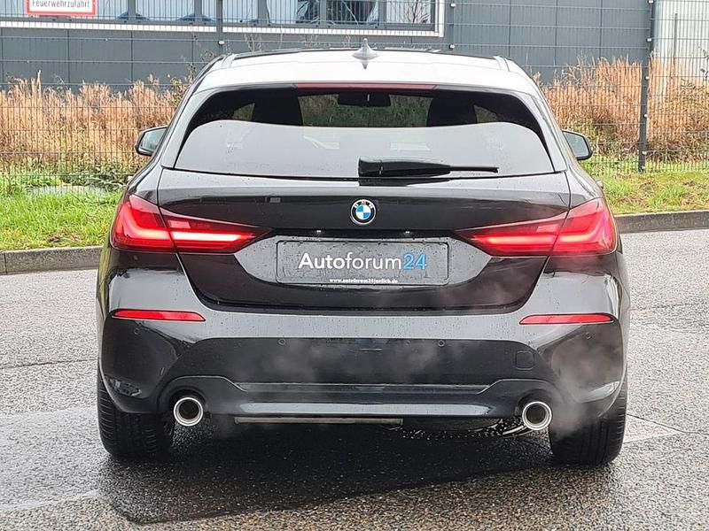 Gebraucht BMW 118 Advantage 150 PS (110 kW) 2022 Schwarz Kleinwagen