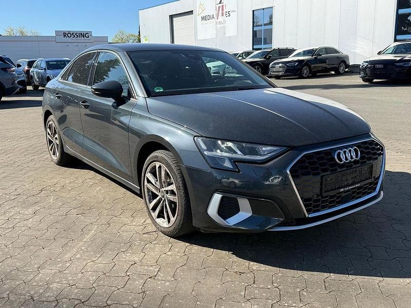 Second-hand Audi A3 Advanced Plus 116 CP (85 kW) 2022 Gri Berlinǎ